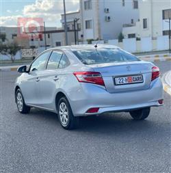 تۆیۆتا یارس